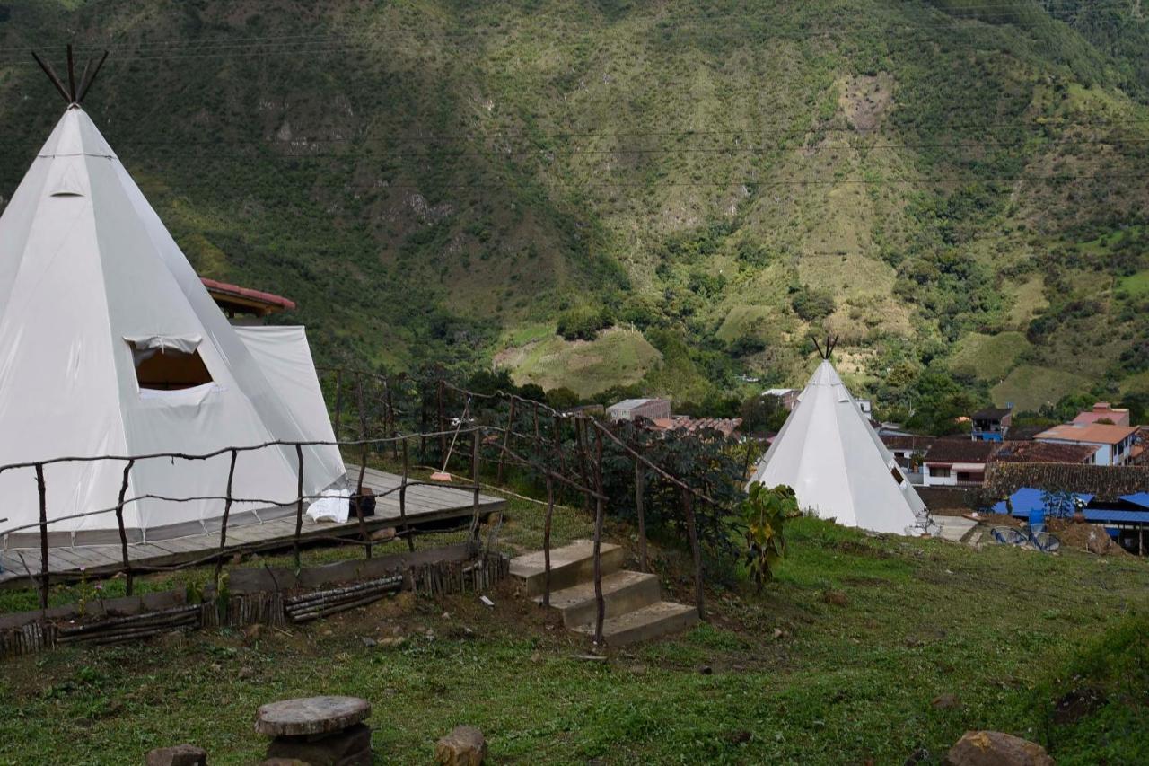 Hostal Las Valkirias Matanza Exterior photo